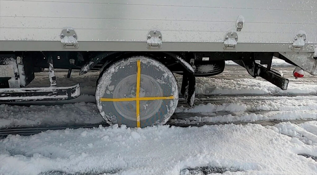 布製タイヤチェーン