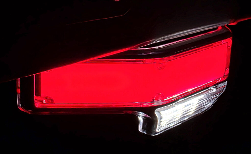 スクエアマーカーランプレッド